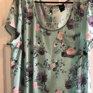 Torrid Size 2 Minnie Mouse Top Disney